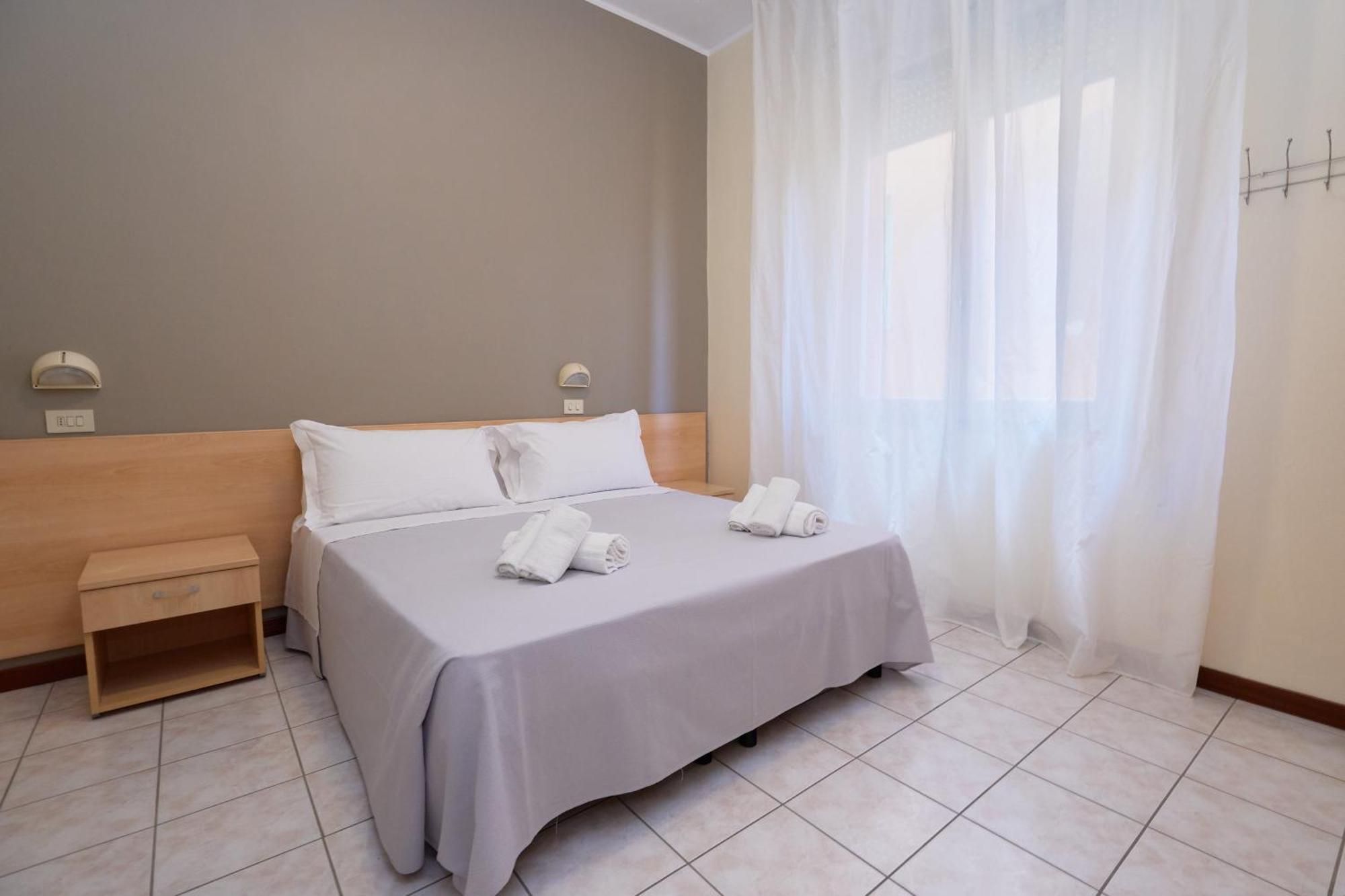 Hotel Jolanda Беллария-Иджеа-Марина Экстерьер фото
