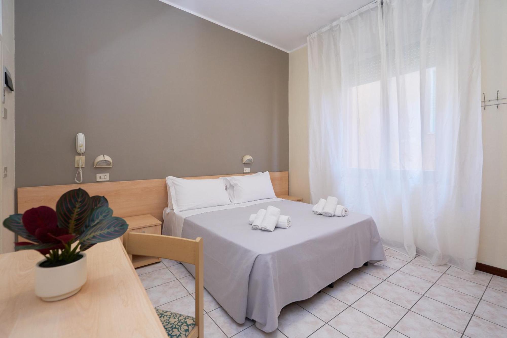 Hotel Jolanda Беллария-Иджеа-Марина Экстерьер фото